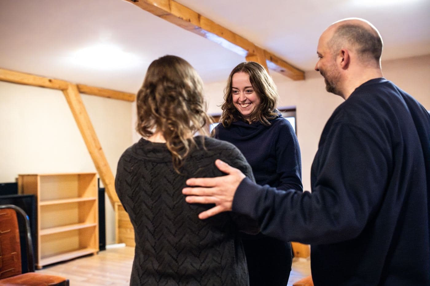 Krejča vede zástupkyni v konstelaci